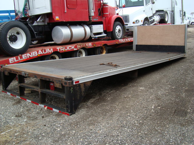 1439 flatbed for sale